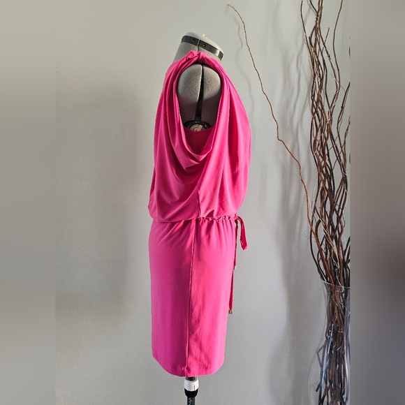 Pretty in pink convertible dress - Picture 4 of 8